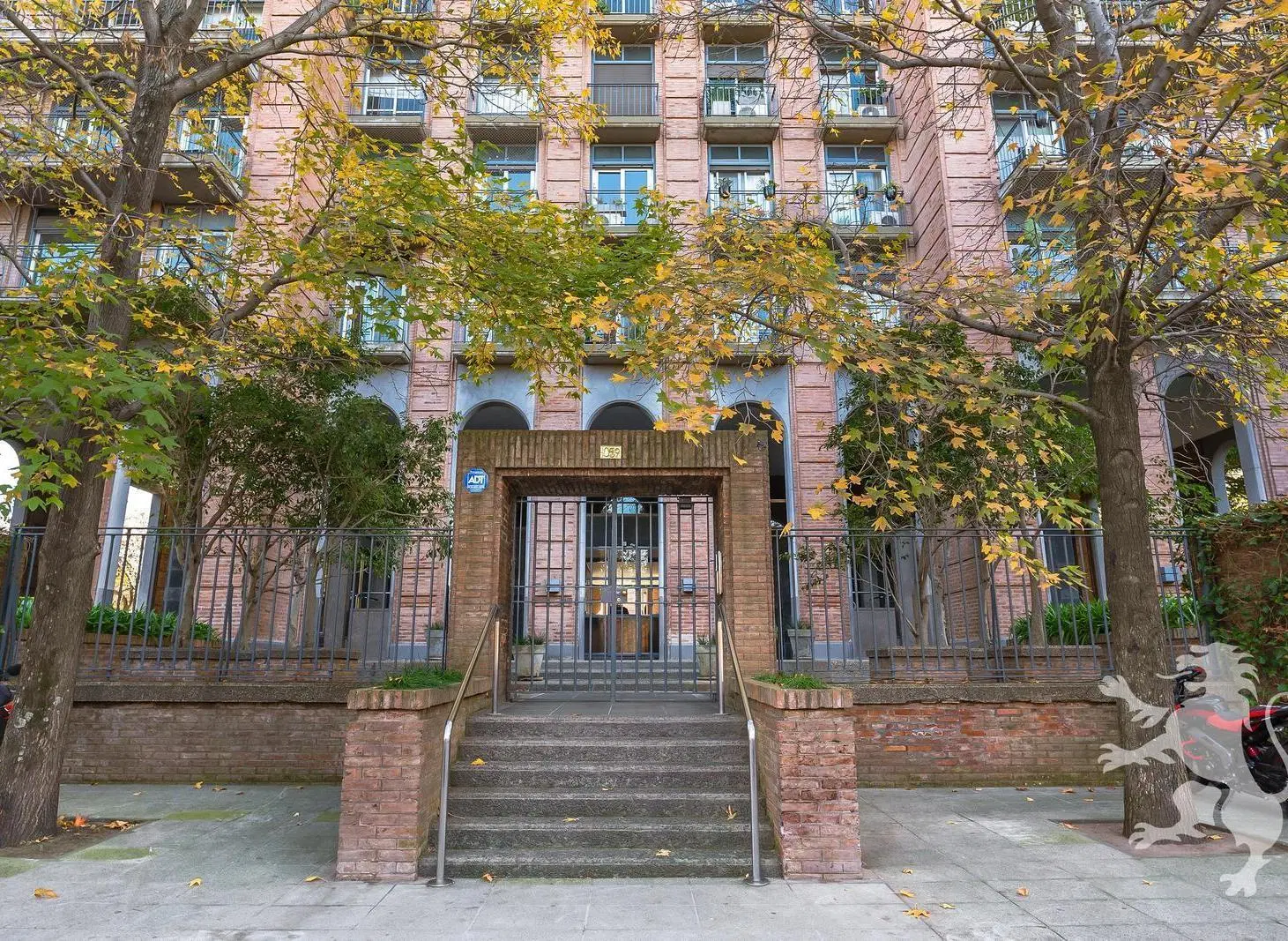 DEPARTAMENTO - VENTA - 3 AMBIENTES - EXCELENTE VISTA - COCHERA - BELGRANO CHICO 2