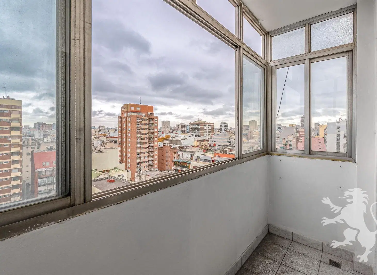 DEPARTAMENTO - VENTA - 2 AMBIENTES - EXCELENTE ORIENTACIÓN - BELGRANO 3