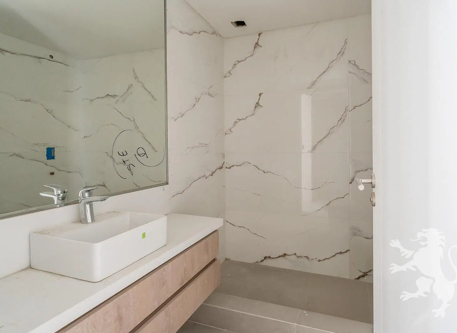DEPARTAMENTO A ESTRENAR - VENTA - 3 AMBIENTES - BALCÓN - 2 SUITES - BELGRANO 5