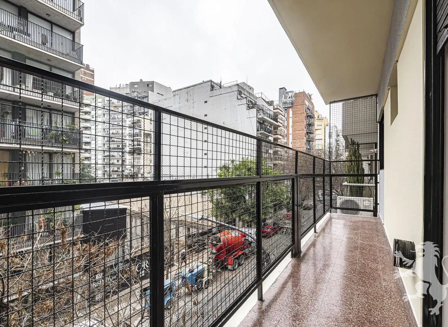 DEPARTAMENTO - VENTA - 2 AMBIENTES - BALCÓN AL FRENTE - BELGRANO R 5