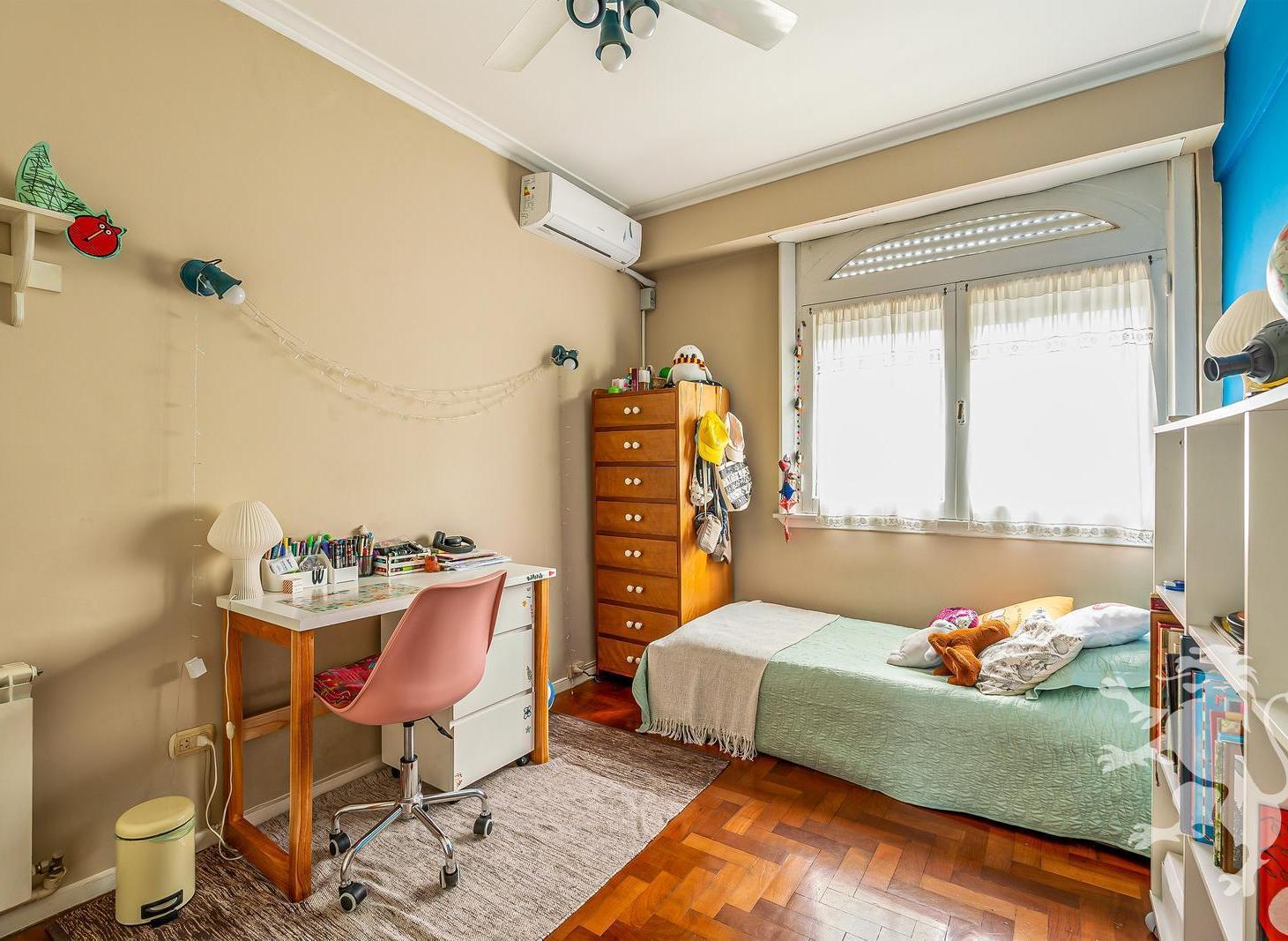 HERMOSO PH - VENTA - 4 AMBIENTES - TERRAZA - QUINCHO - VILLA ORTUZAR