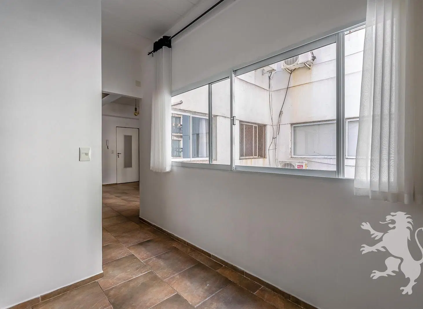 DEPARTAMENTO TIPO DUPLEX - VENTA - 3 AMBIENTES - REFACCIONADO - ALMAGRO 5