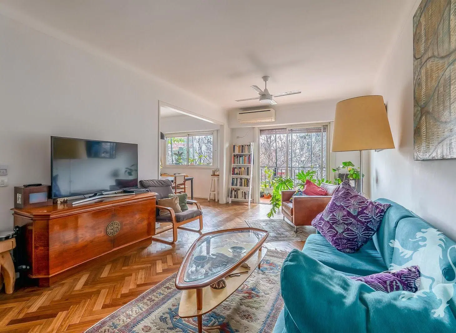 PISO - VENTA - ORIGINALMENTE 4 AMBIENTES - DEPENDENCIA - COLEGIALES 3