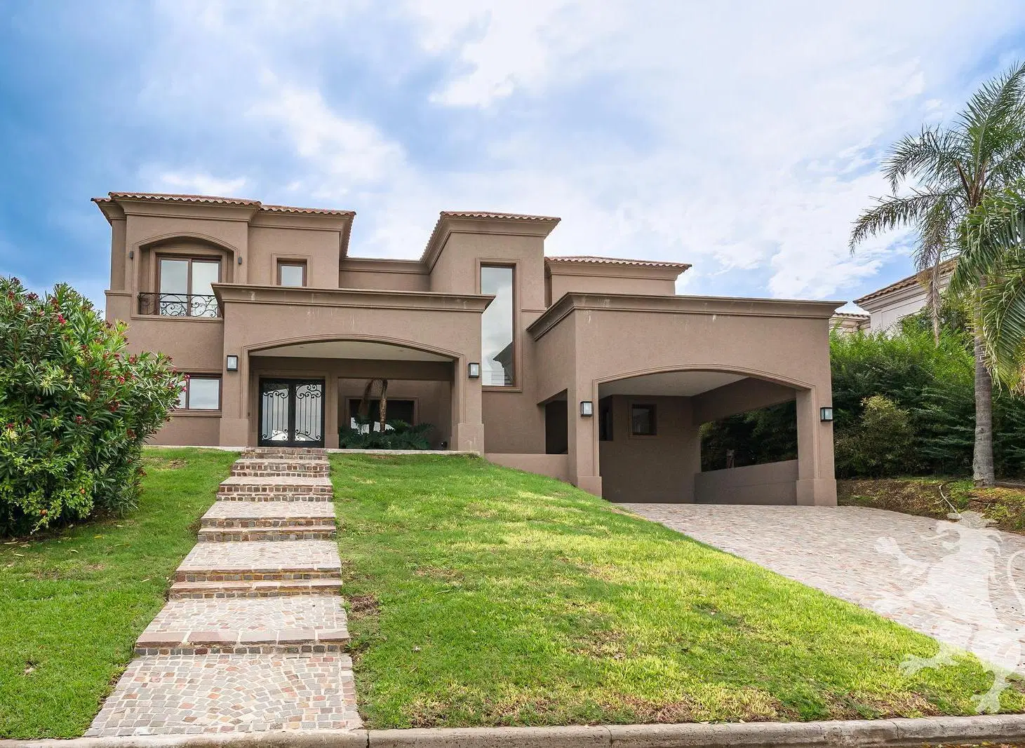 LA RESERVA CARDALES - CASA - VENTA - 6 AMB - MASTER SUITE - COCHERA - JARDIN - PISCINA - PARRILLA 2