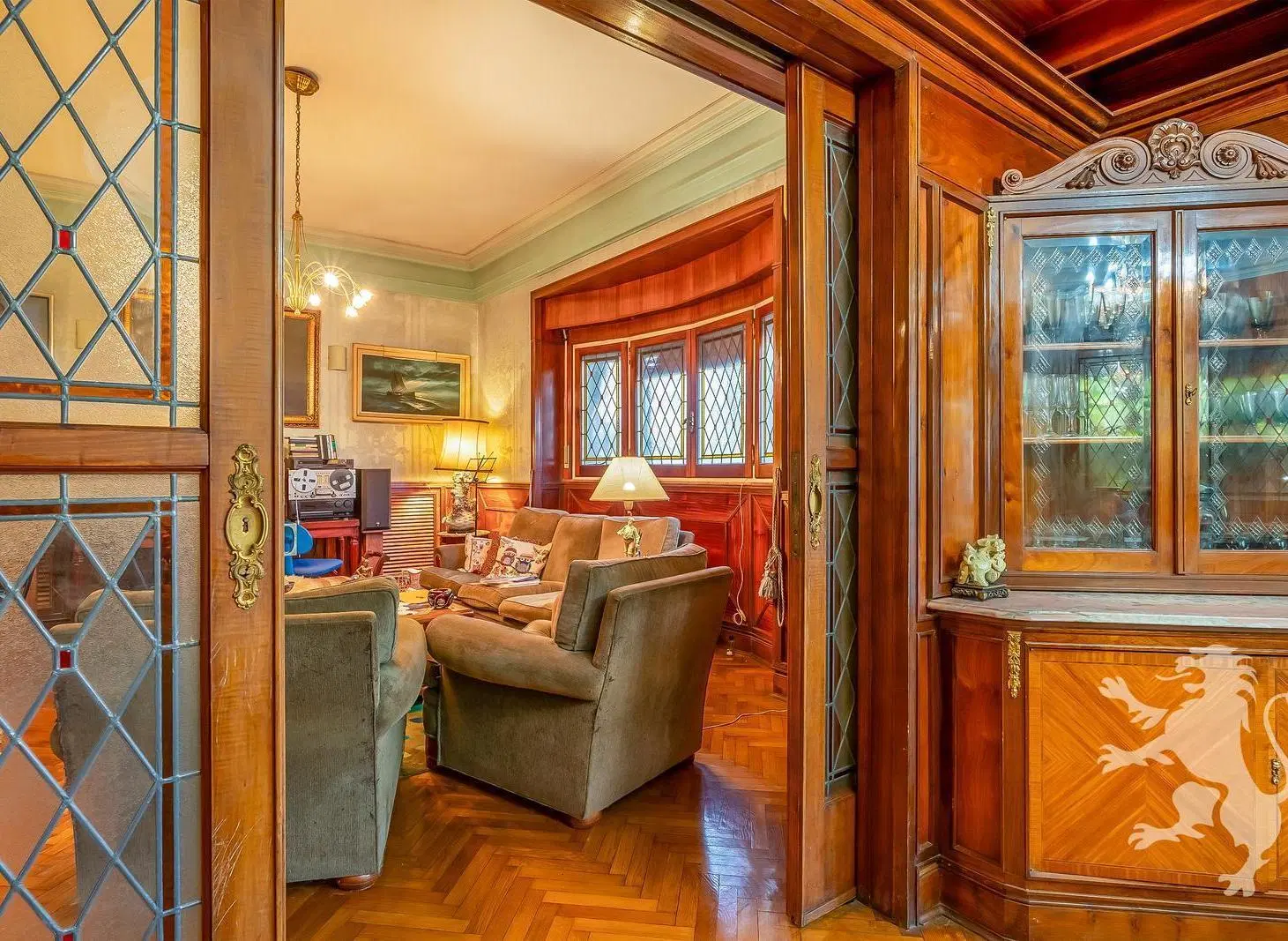 CASA DE 6 AMBIENTES CON DEPENDENCIA | COCHERA Y JARDIN CON PILETA EN EXCELENTE ESQUINA DE BELGRANO R 3