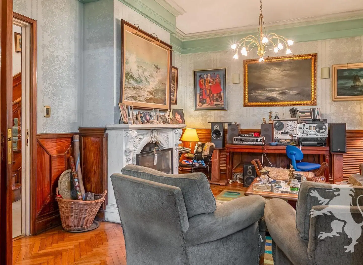 CASA DE 6 AMBIENTES CON DEPENDENCIA | COCHERA Y JARDIN CON PILETA EN EXCELENTE ESQUINA DE BELGRANO R 4