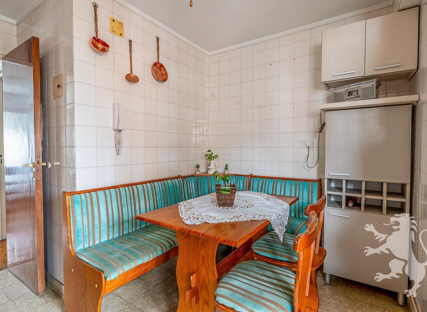 DEPARTAMENTO - VENTA - 5 AMBIENTES - ESPACIO GUARDACOCHES - BELGRANO CHICO