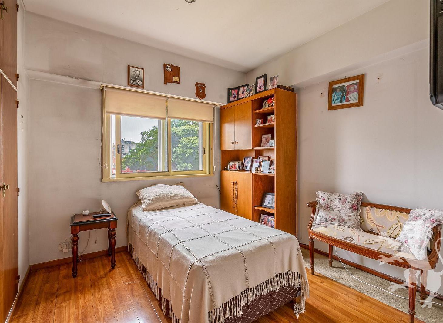 DEPARTAMENTO - VENTA - 5 AMBIENTES - ESPACIO GUARDACOCHES - BELGRANO CHICO