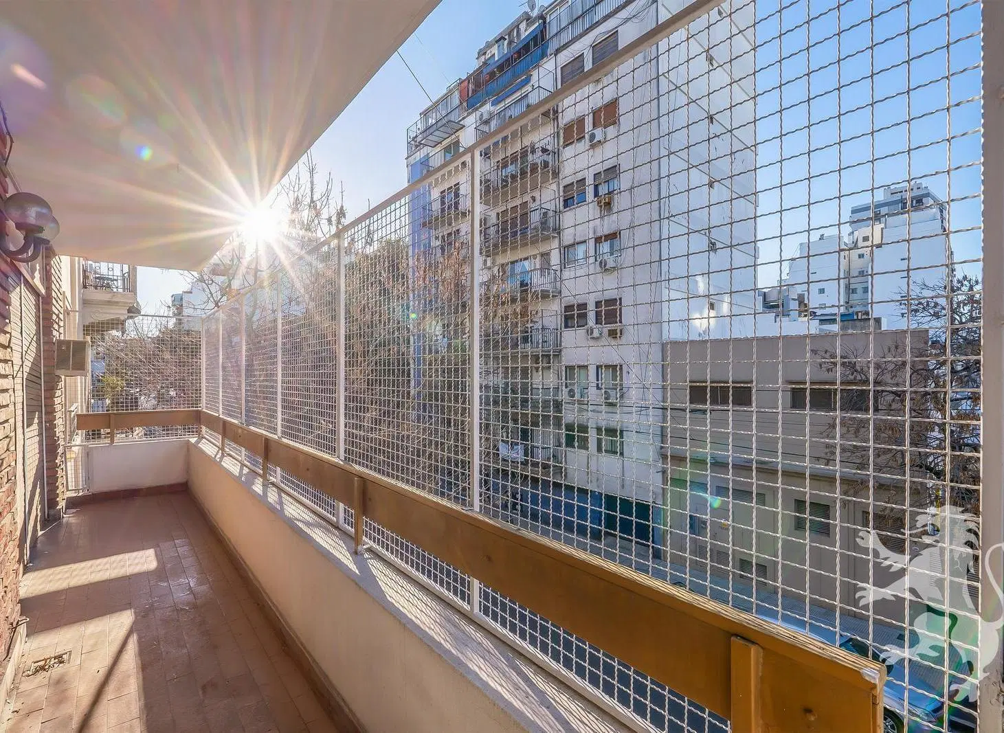 SEMIPISO A REFACCIONAR - VENTA - 3 AMBIENTES CON DEPENDENCIA - BELGRANO R 2