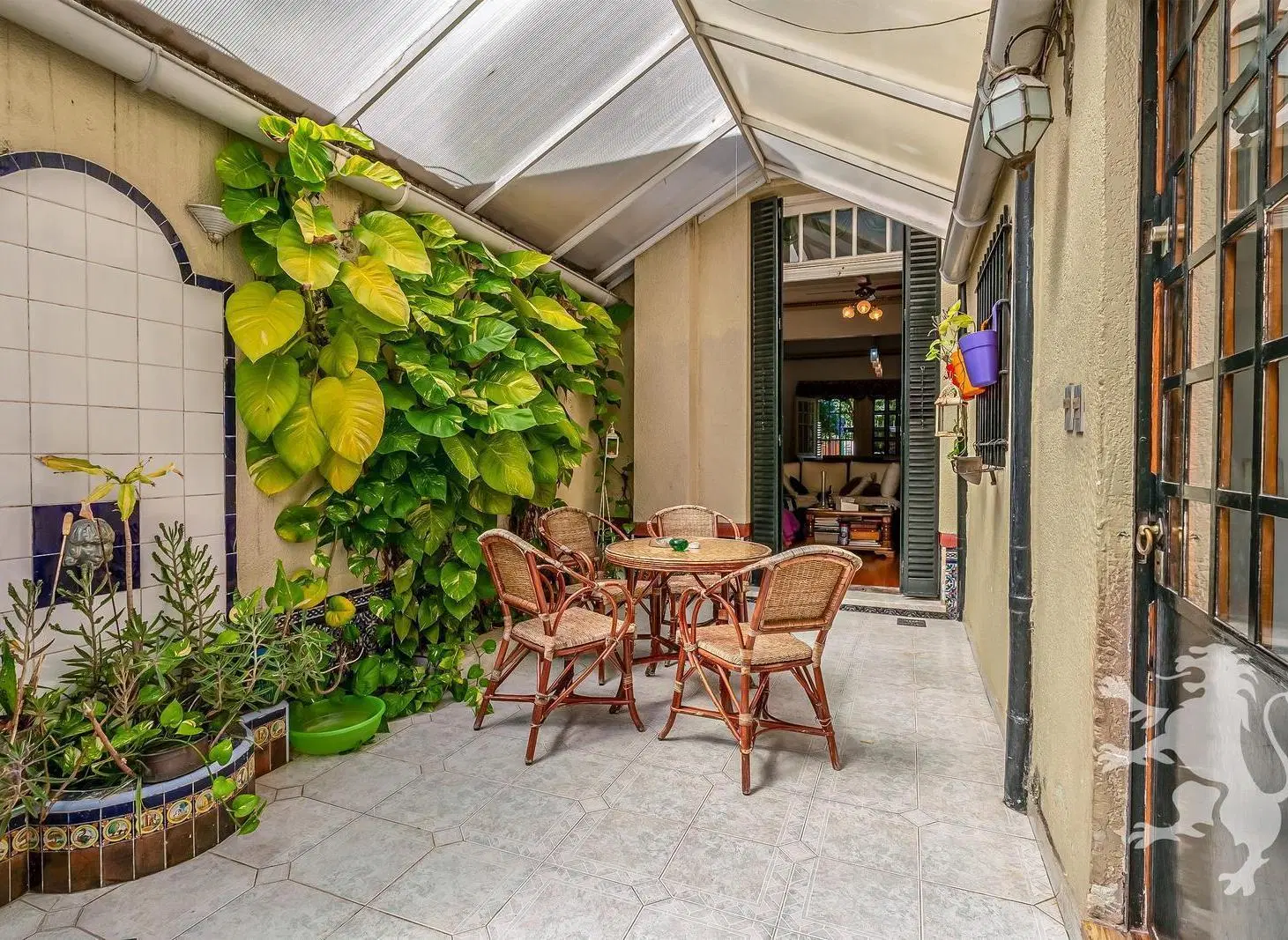 CASA - VENTA - 5 AMBIENTES - PISCINA - QUINCHO - SUITE - GARAGE - BELGRANO R 4