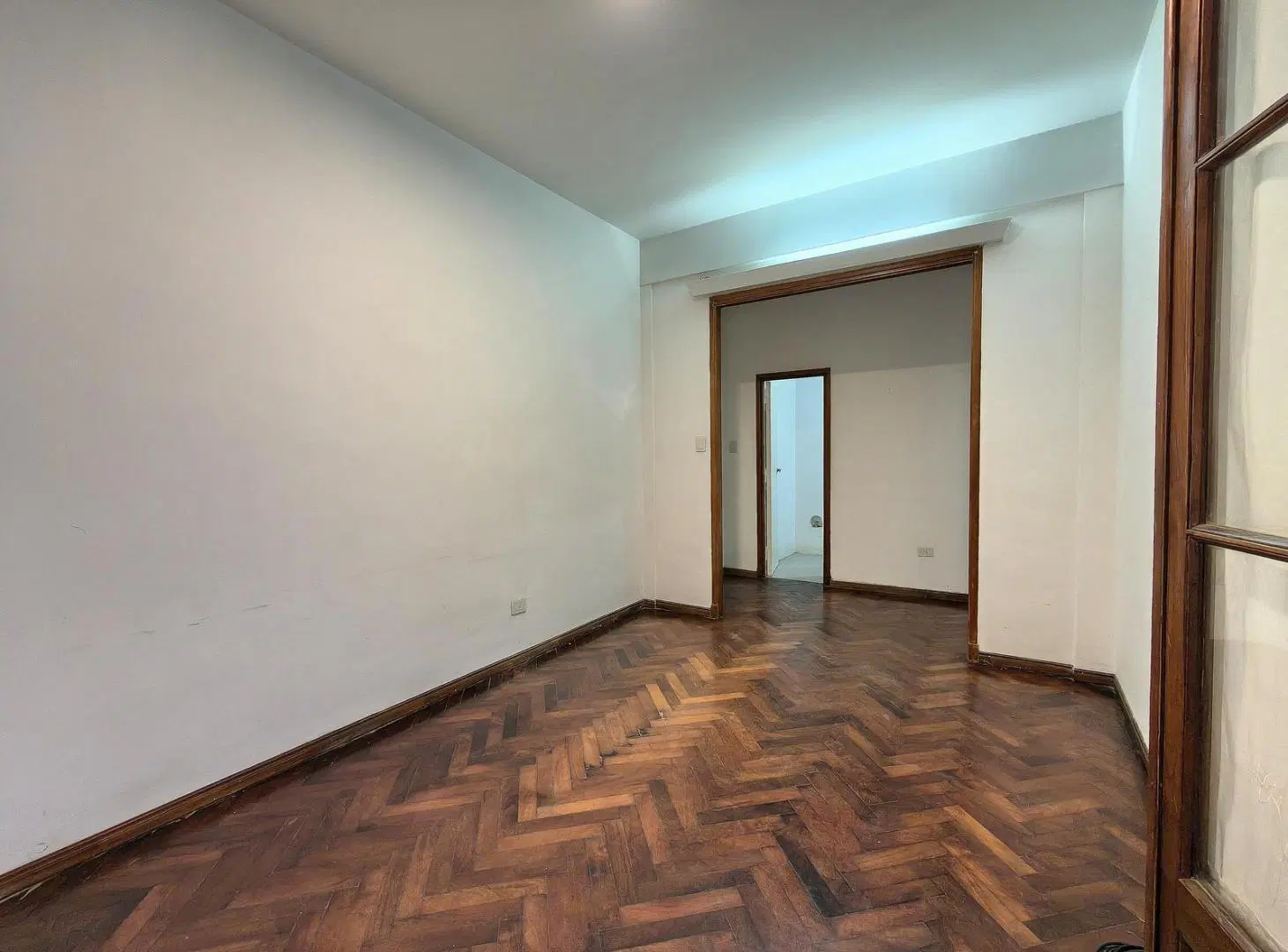 AMPLIO 2 AMB. TIPO PH EN ALQUILER - PLANTA BAJA EN BELGRANO - 2 PATIOS - BAJAS EXPENSAS 1