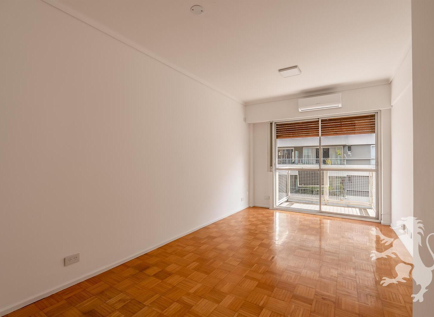 Foto de DEPARTAMENTO - VENTA - 2 AMBIENTES - BALCÓN - LUMINOSO - LAS CAÑITAS, imagen 2