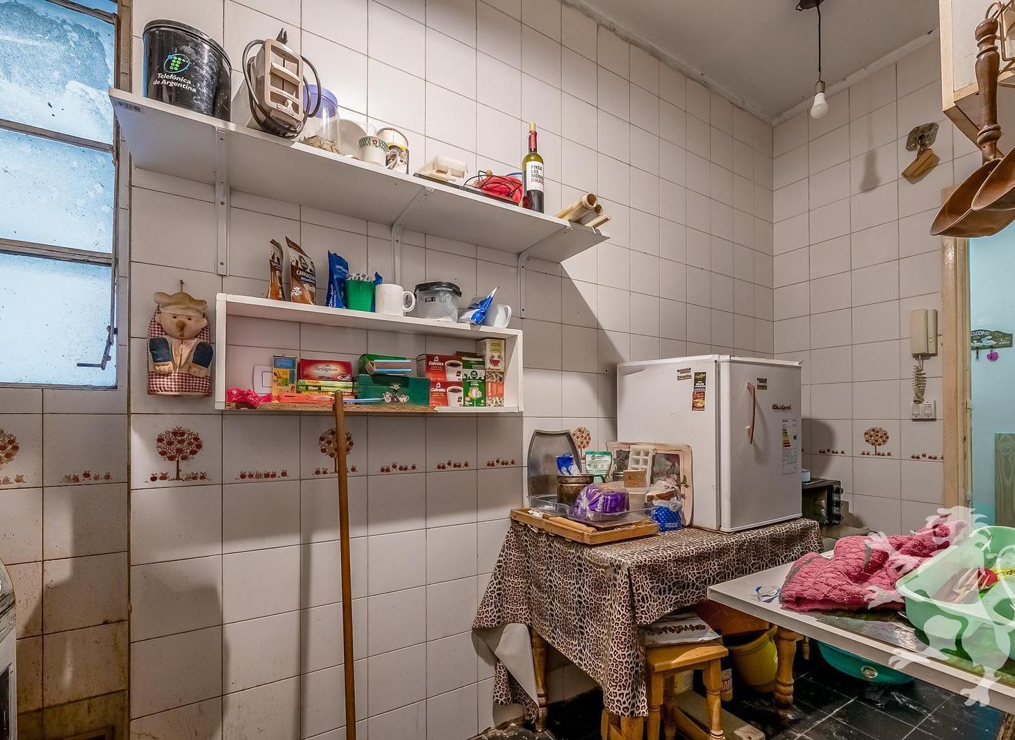 Foto de A REFACCIONAR - DEPARTAMENTO - VENTA - 3 AMBIENTES - TERRAZA DE USO, imagen 2