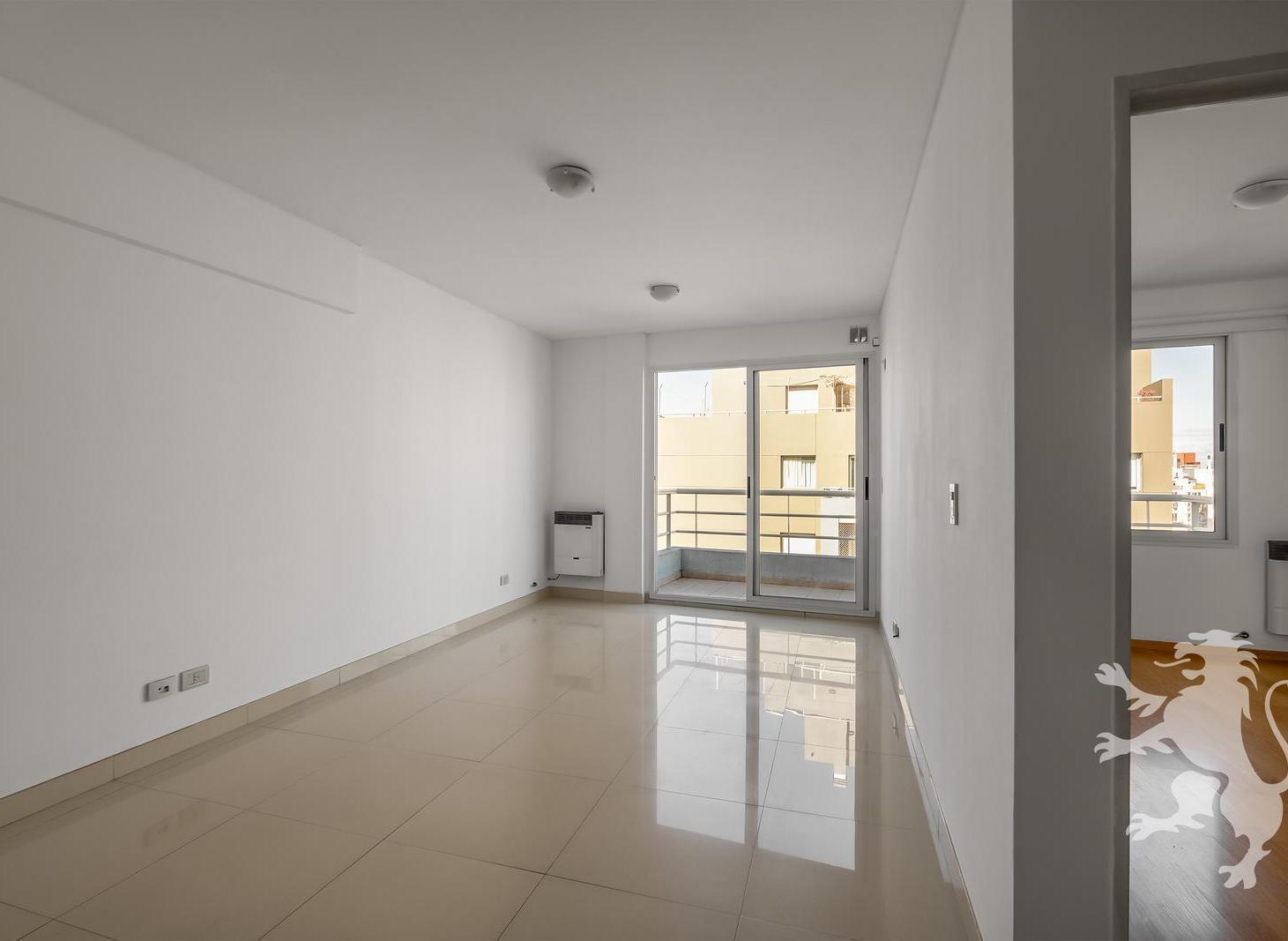 Foto de EXCELENTE DEPARTAMENTO - VENTA - 2 AMBIENTES - BALCÓN AL FRENTE, imagen 2