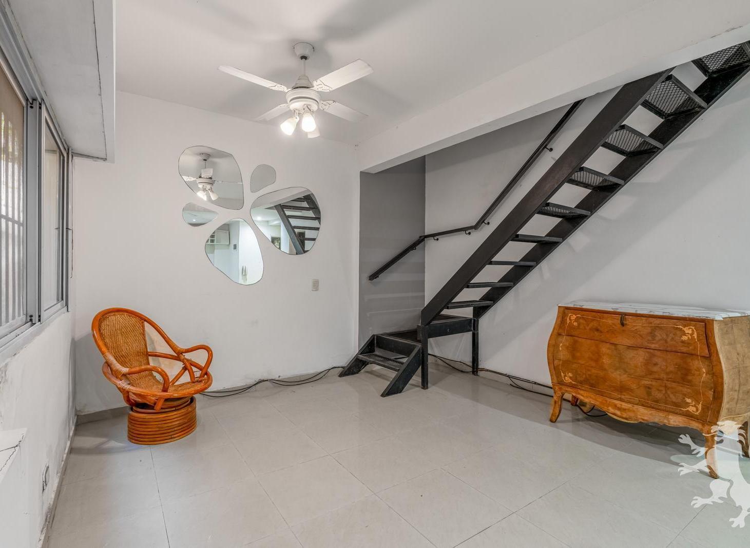 Foto de PH A REFACCIONAR - VENTA - 4 AMBIENTES - PATIO - QUINCHO - BELGRANO, imagen 2