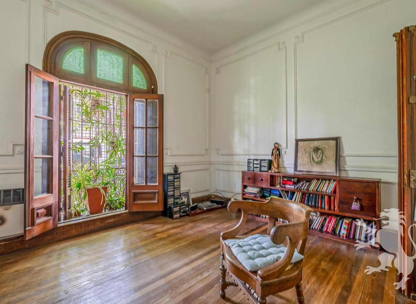 Foto de PH A REFACCIONAR - VENTA - 3 AMBIENTES - 2 PATIOS - COLEGIALES, imagen 2