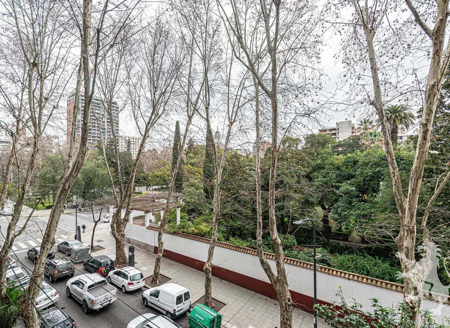 Foto de SEMIPISO - VENTA - ORIGINALMENTE 4 AMBIENTES - BALCÓN AL FRENTE - MUSEO, imagen 1