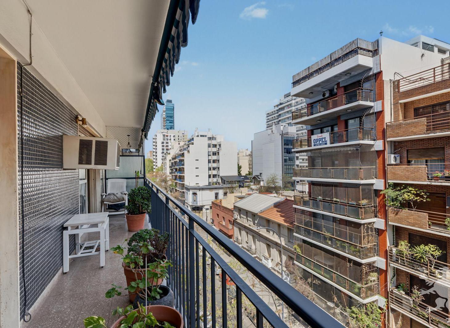 Foto de DEPARTAMENTO - VENTA - 4 AMBIENTES - BALCÓN AL FRENTE - ESPACIO, imagen 4