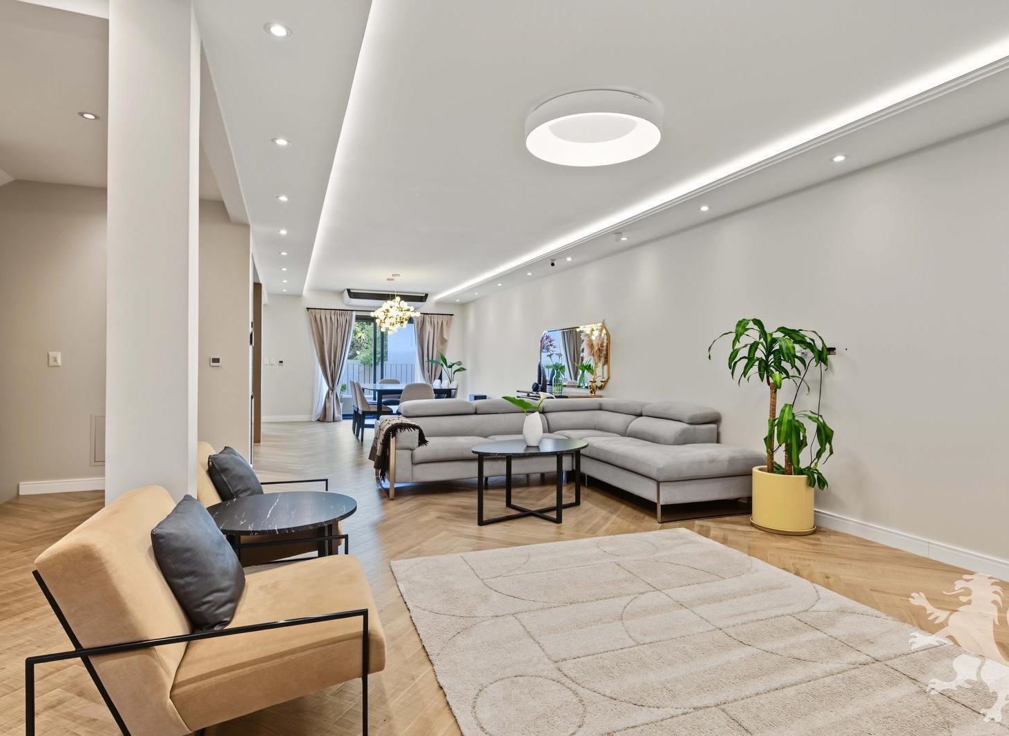 Foto de CASA RECICLADA - VENTA - 6 AMBIENTES - JARDIN CON PILETA - PLAYROOM, imagen 3