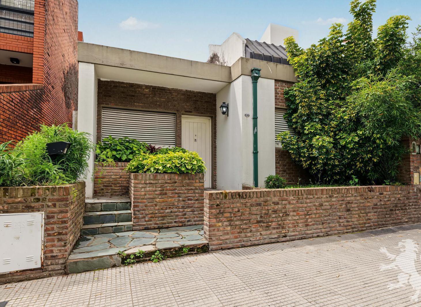 Foto de CASA A REFACCIONAR - VENTA - 7 AMBIENTES - PATIO - BELGRANO R, imagen 1