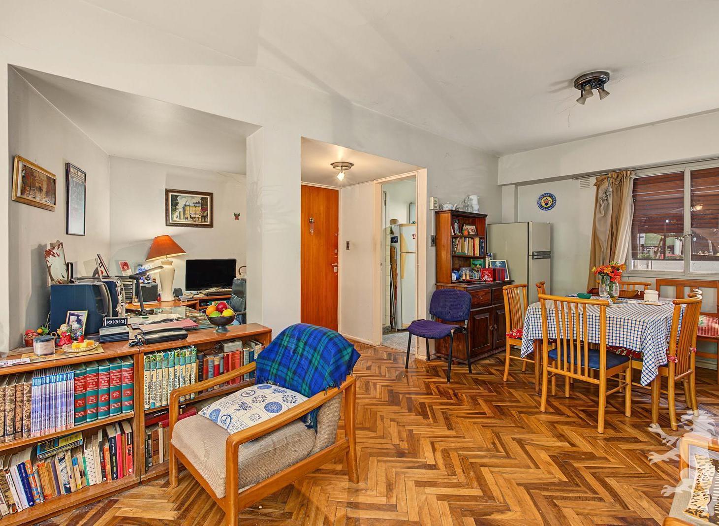Foto de DEPARTAMENTO - VENTA - 3 AMBIENTES - PATIO - SAAVEDRA, imagen 3
