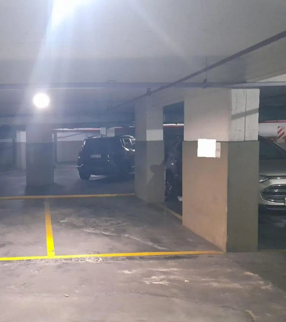 PALERMO VENTA COCHERA CUBIERTA CON SEGURIDAD 24 HS 4