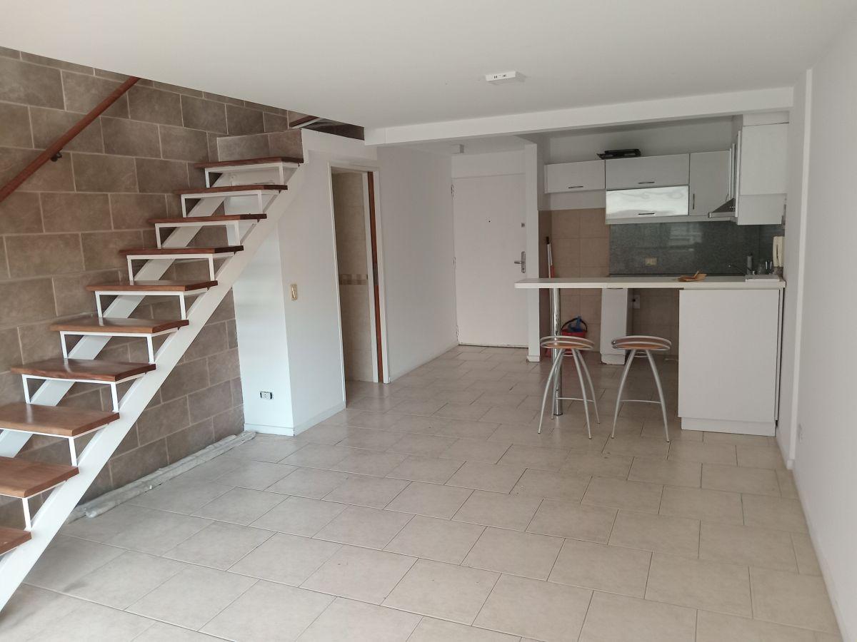 Foto de Alquiler Sin Muebles Las Cañitas Amplio Duplex Dos Ambientes Excelente, imagen 4