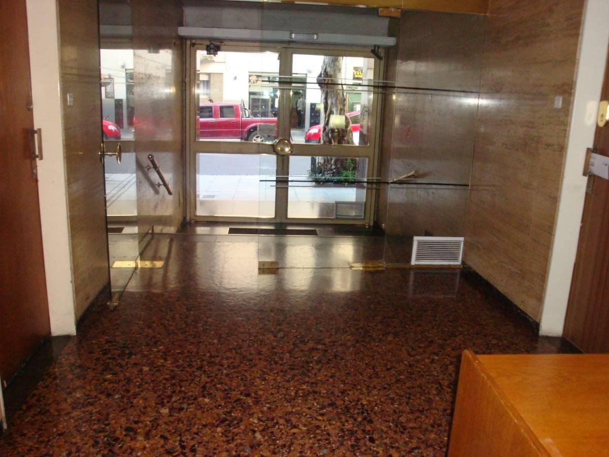 Foto de Departamento en venta 4 amb con dep 100 m2 APTO CREDITO BANCARIO, imagen 3