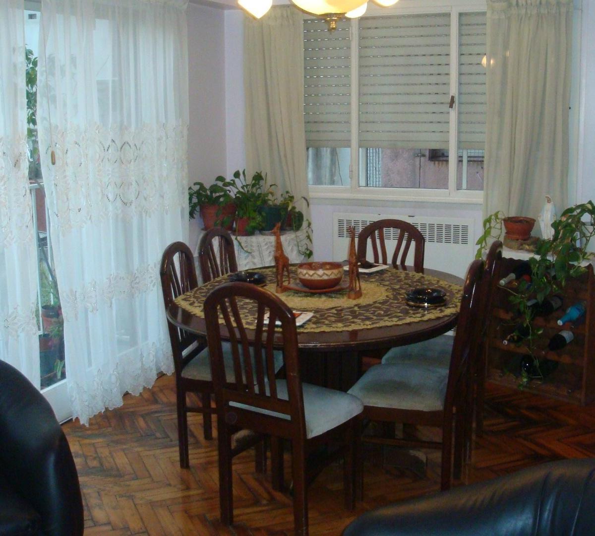 Venta de un Departamento en Almagro de 4 Ambientes con Dependencia 117 m² 3 Baño Apto Credito 2