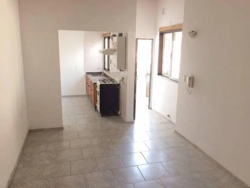 DPTO INTERNO PLANTA ALTA!! 2 DORMITORIOS EN ARROYITO!! AMPLIO PATIO SEMICUBIERTO!! 2