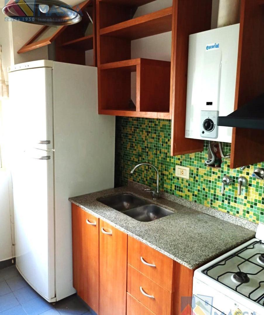 Foto de HERMOSO DPTO EN BARRIO MARTIN!! 1 DORMITORIO CON BALCON AL FRENTE! AA, imagen 3