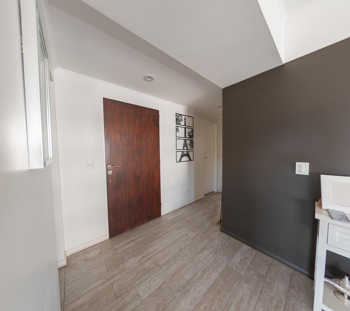 Depto 4 Ambientes (130 m² Totales) con Cochera y Baulera 1