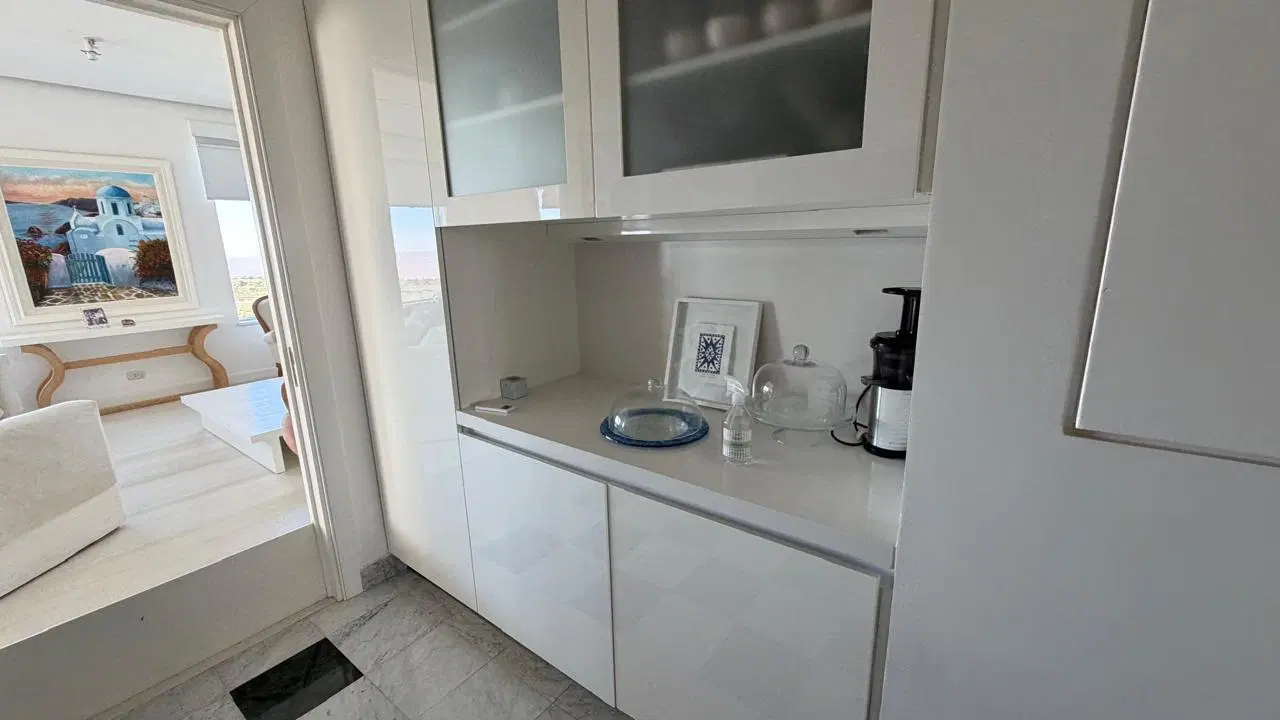 ALQUILER 3 AMB, EN SUITE, CON DEPENDENCIA, TORRES EL FARO. 3 COCHERAS. PUERTO MADERO 5