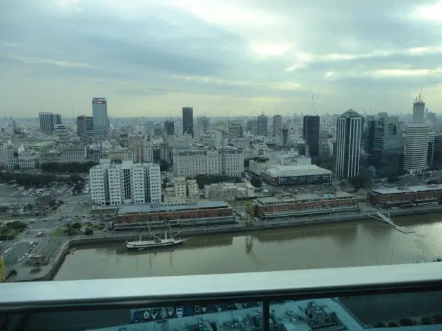 3 AMBIENTES AMOBLADO EN ALQUILER, CON COCHERA, TORRES DEL YACHT, PUERTO MADERO. 4