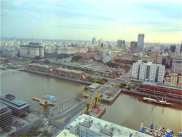 3 AMBIENTES AMOBLADO EN ALQUILER, CON COCHERA, TORRES DEL YACHT, PUERTO MADERO. 2