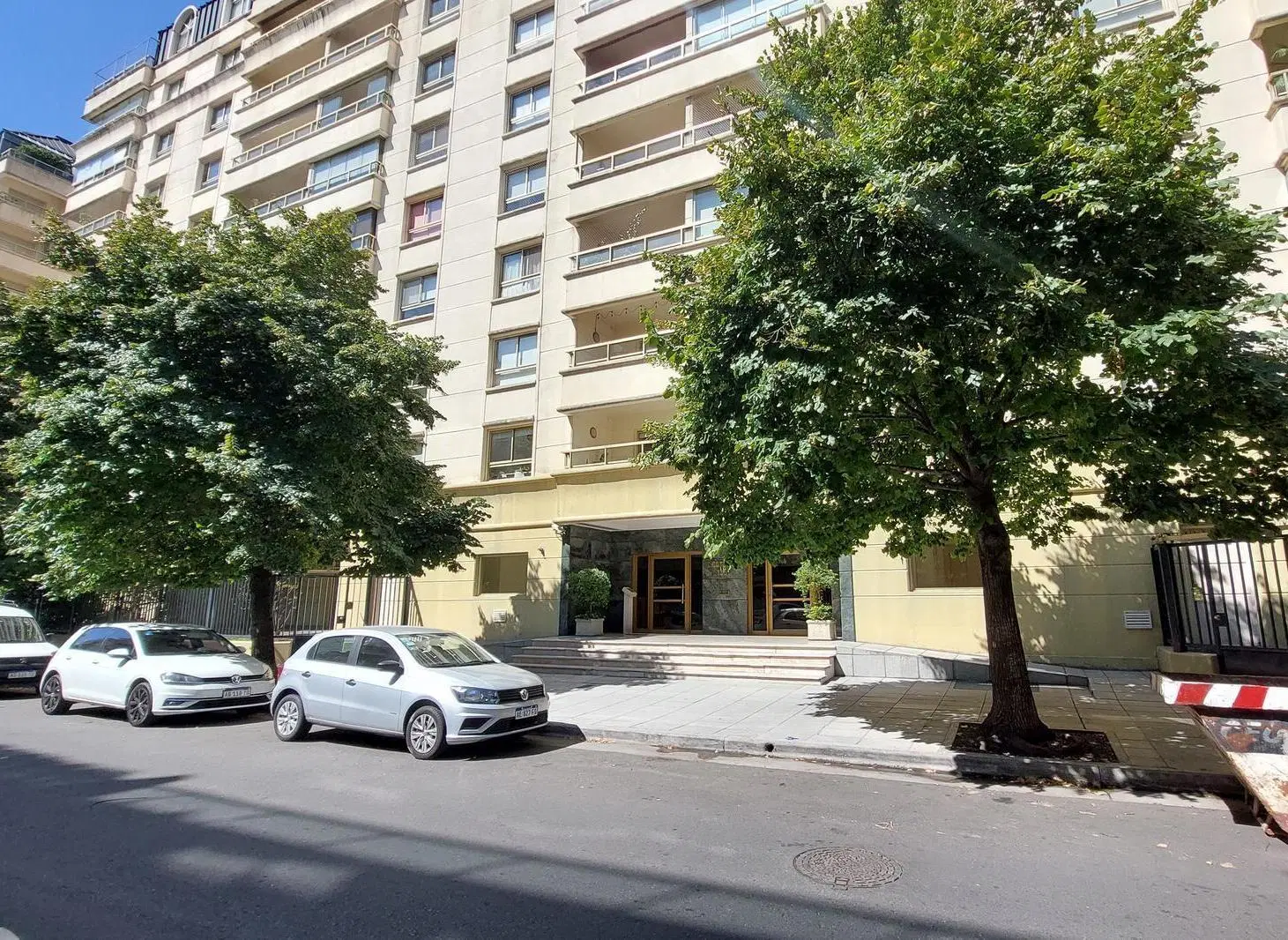 3 AMBIENTES - AMOBLADO Y EQUIPADO - PUERTO MADERO - COCHERA OPCIONAL 3