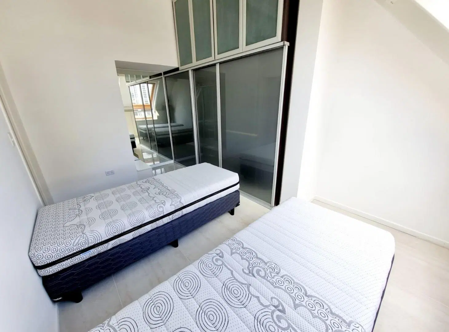 ALQUILER 3 AMBIENTES AMOBLADO - DUPLEX - VISTA AL DIQUE Y AL RIO 5