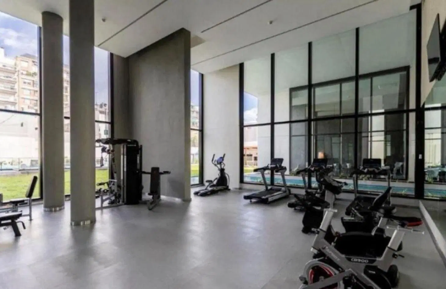 DEPTO 1 AMB y MEDIO, AMOBLADO CON COCHERA PISO ALTO COMPLEJO PALMERA 1 1