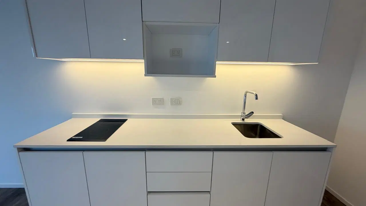 QUARTIER DEL BAJO EXCLUSIVO VISTA AL RIO DEPARTAMENTO DE 2 AMBIENTES CON COCHERA SIN MUEBLES 2