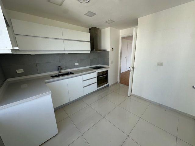 Venta Puerto Madero 4 Ambientes Torre Renoir Piso Alto 3
