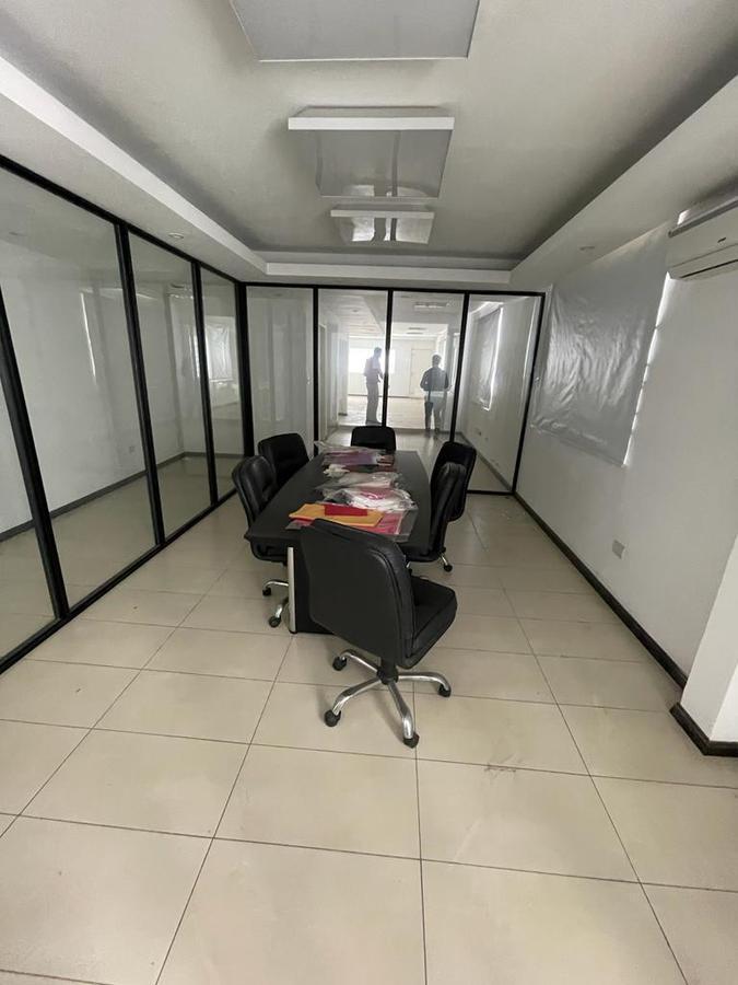 Depósito Galpón en Venta de 2080 m² - Pompeya 5