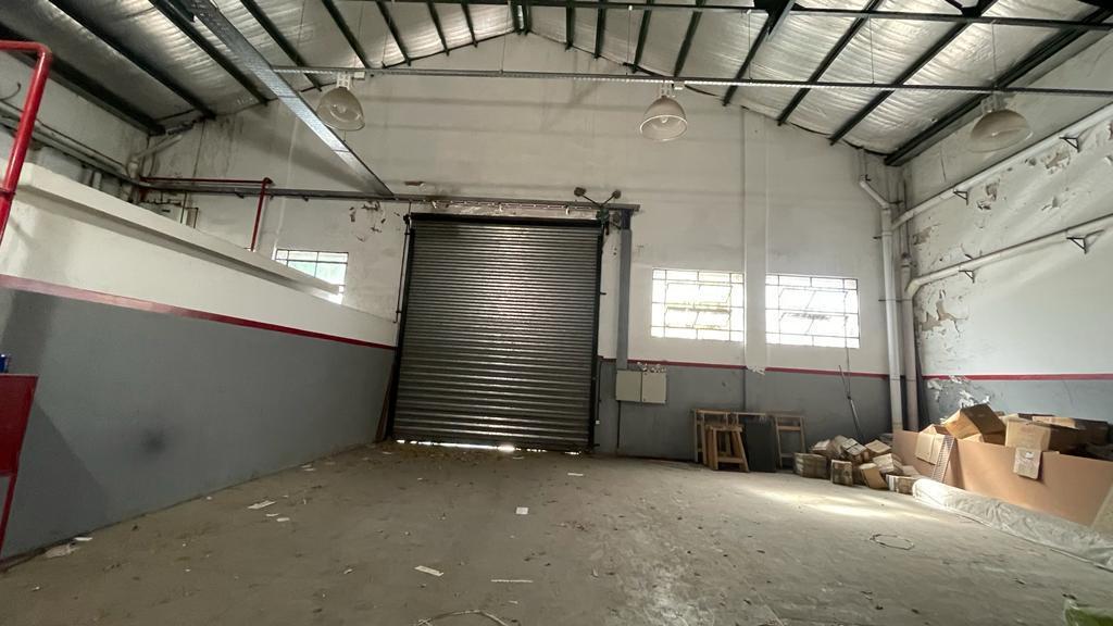 Depósito Galpón en Venta de 2080 m² - Pompeya 2