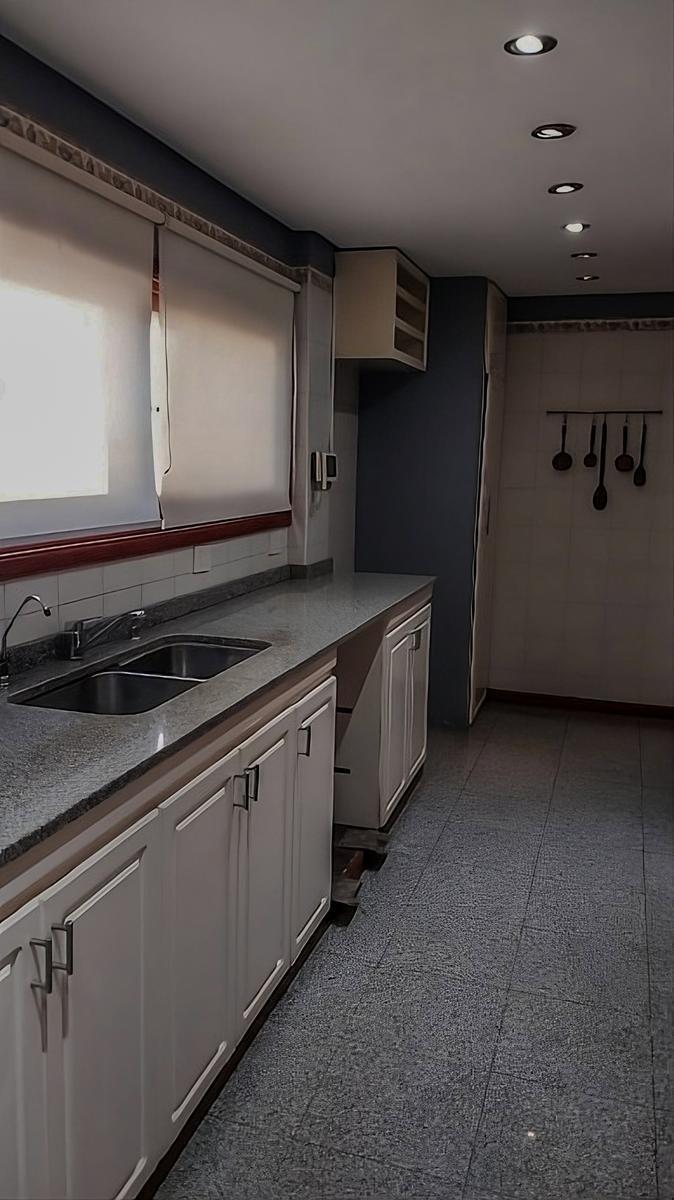 Venta - Casa - 6 Ambientes - Quilmes 4
