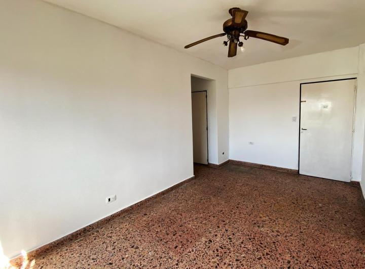 ALQUILER - DEPARTAMENTO - 4 AMBIENTES - BERNAL OESTE 3