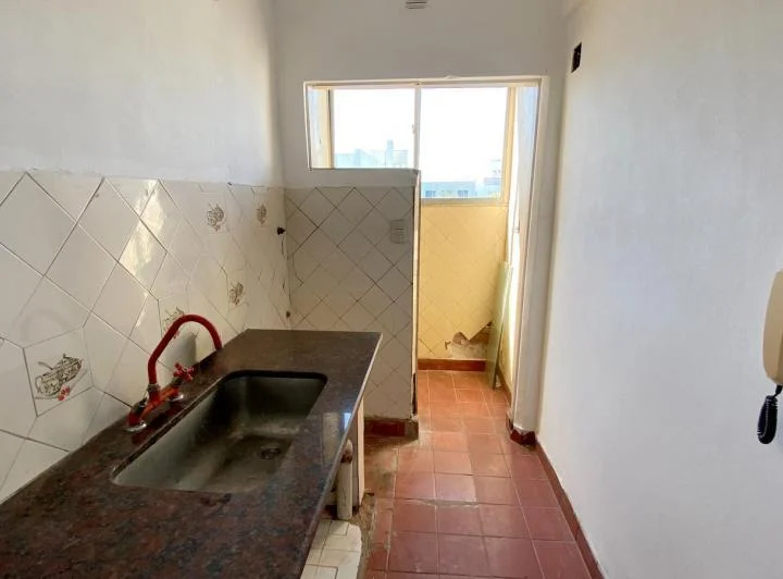 ALQUILER - DEPARTAMENTO - 4 AMBIENTES - BERNAL OESTE 4