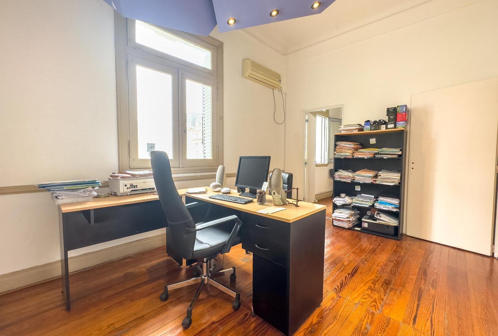 Foto de Oficina en Venta - OPORTUNIDAD - Posibilidad de financiacion, imagen 2