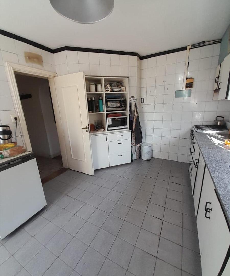 Venta - Casa Quinta - Pilar - con pileta, jardín y quincho mas monoambiente