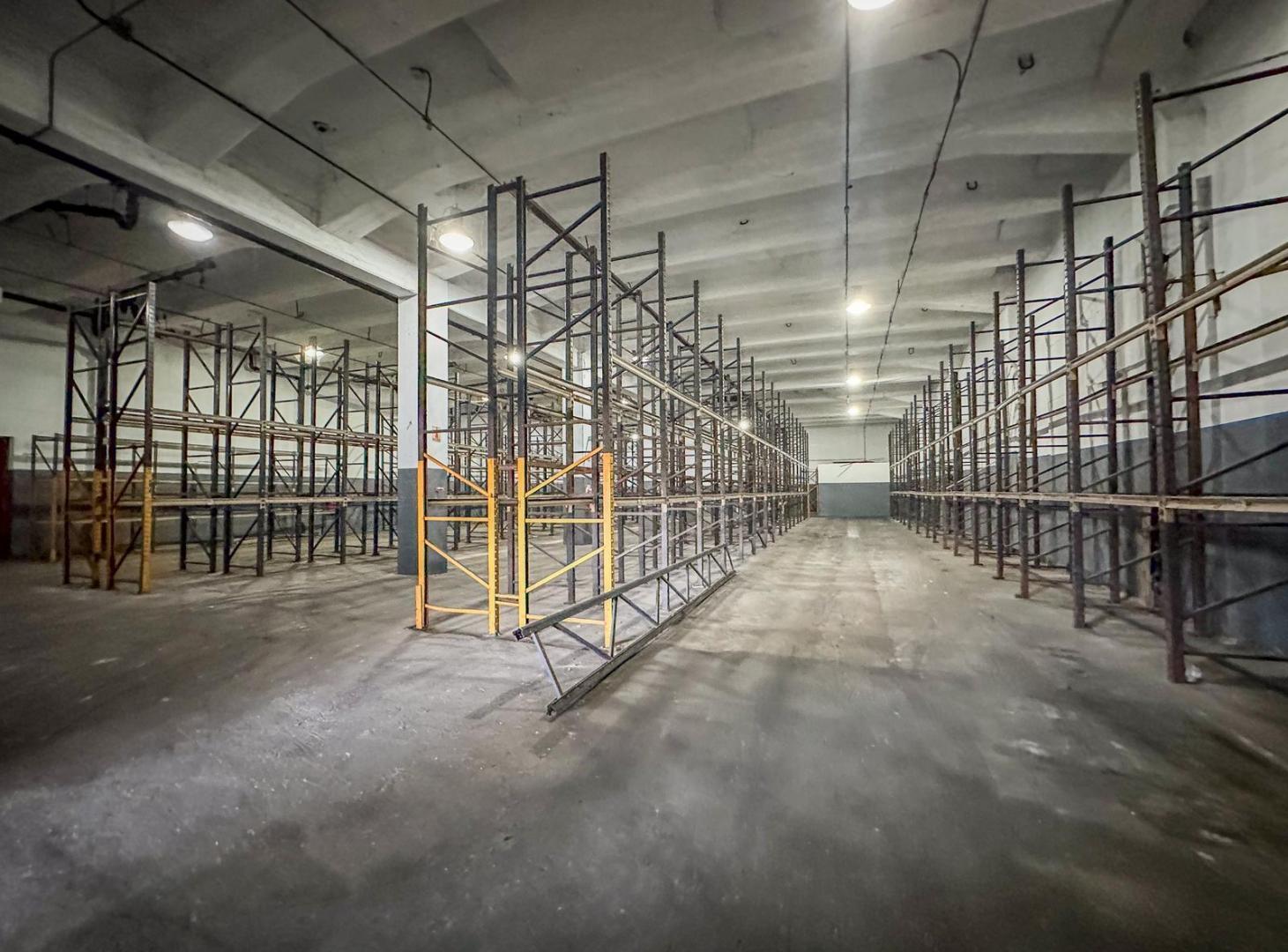 ALQUILER - DEPOSITO - BERAZATEGUI - PARQUE INDUSTRIAL DUCILO - 1600 m2 - POTENCIA ELECTRICA DISPONIB