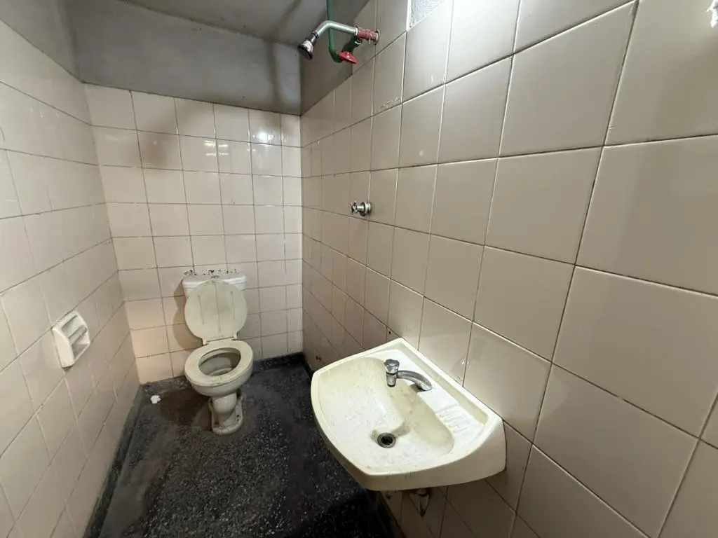 Depósito con vivienda - Venta - Villa Celina 5