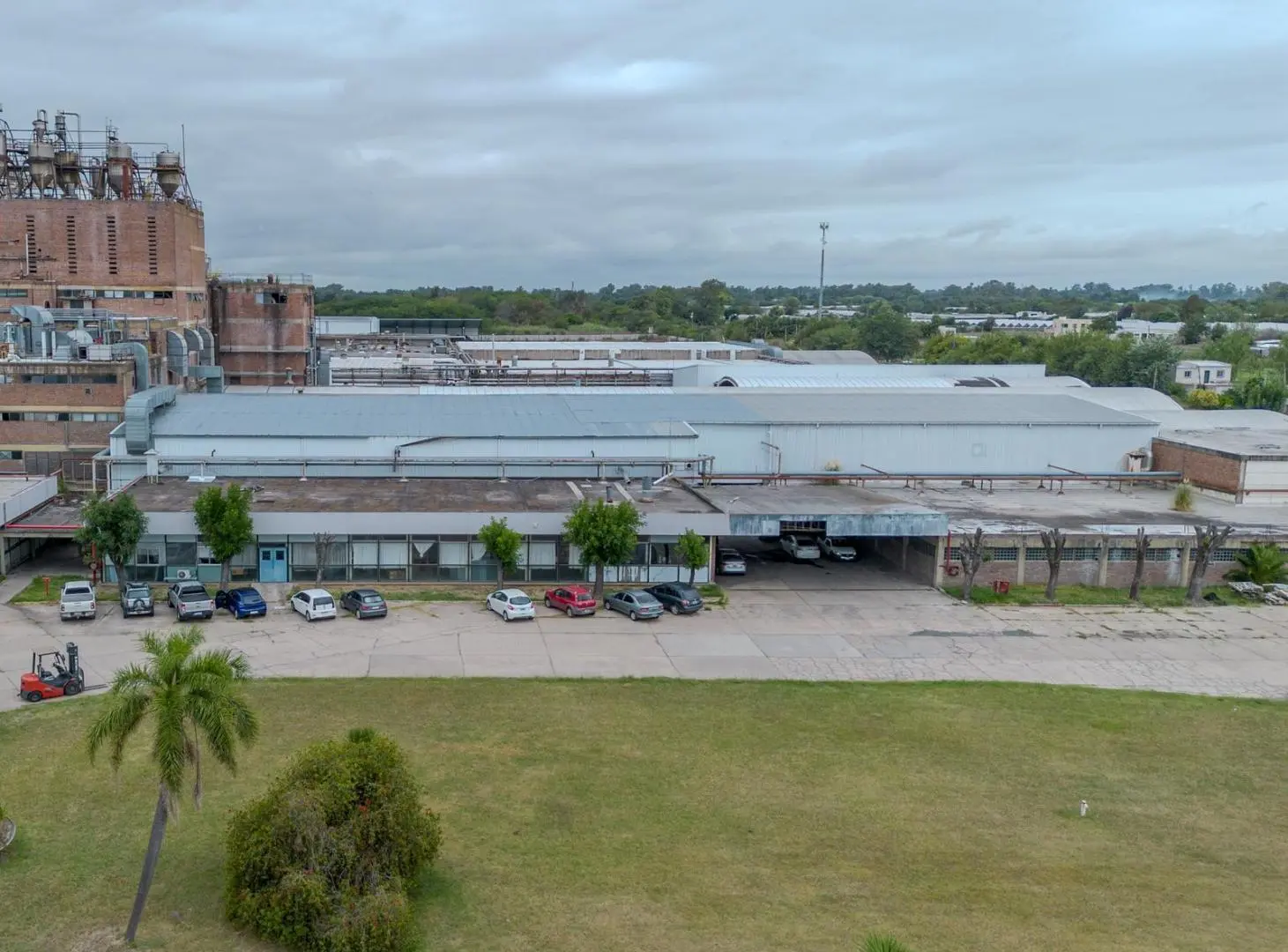 ALQUILER - DEPÓSITO - LA PLATA - 8000 m2 3